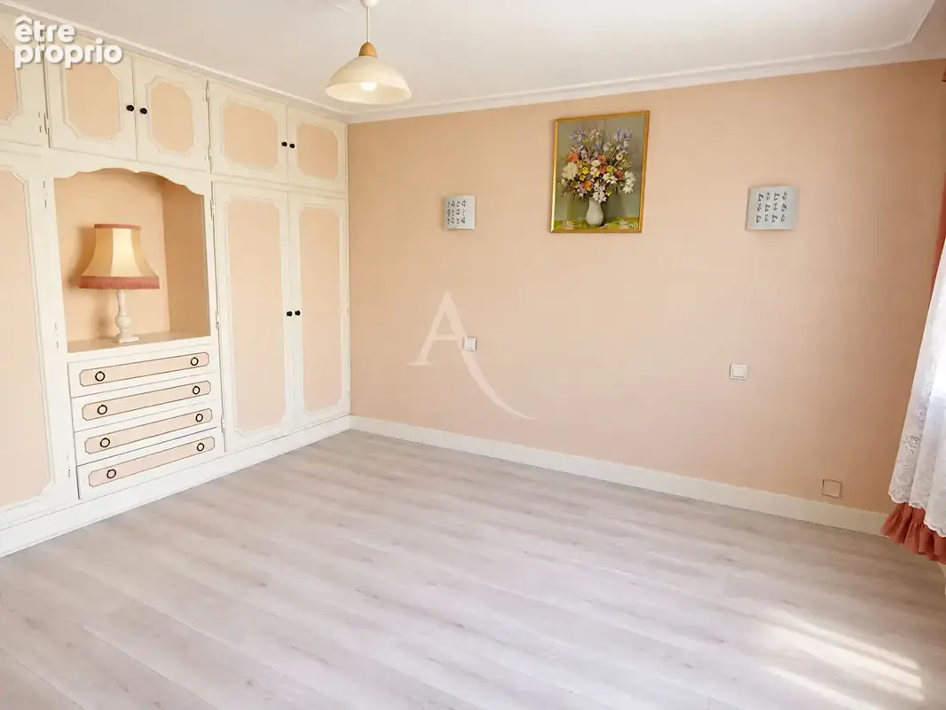Maison non mitoyenne ,Neuilly Sur Marne 2 pièce(s) 133m² - photo 12
