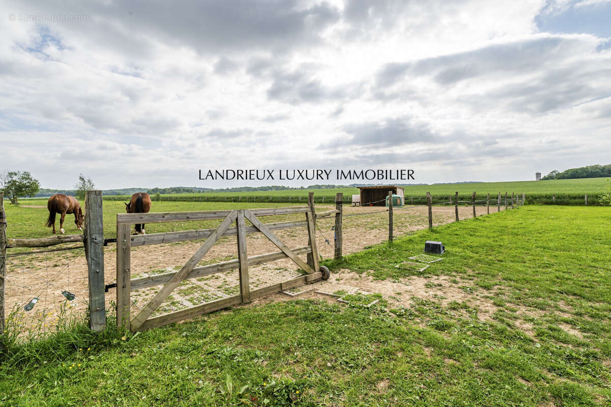 Maison à TORCY-EN-VALOIS