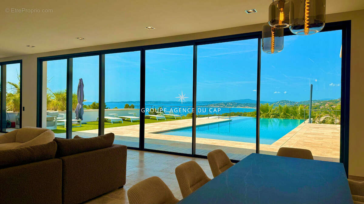 Les issambres villa luxueuse vue mer panoramique 7 chambres avec garage 4  voitures piscine intérieure et extérieure - photo 7