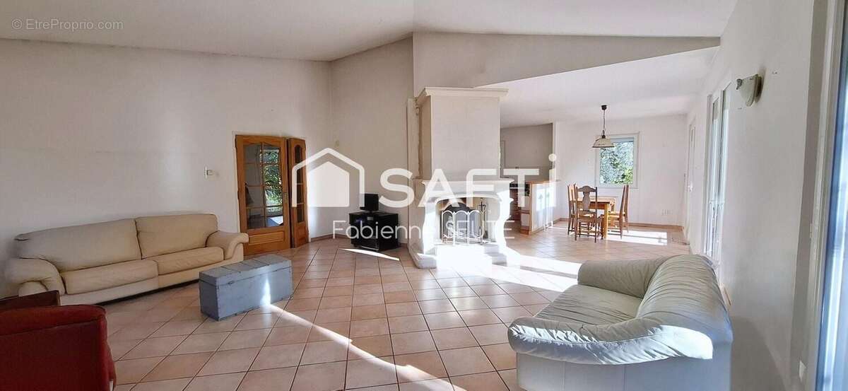 Photo 4 - Maison à PERNES-LES-FONTAINES