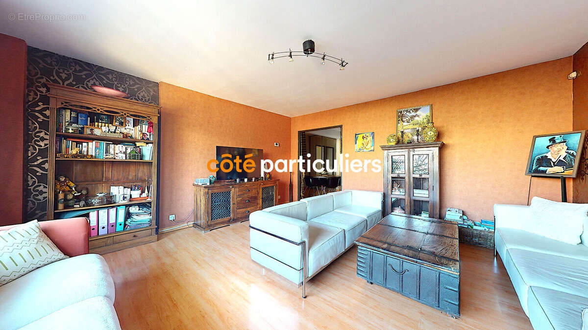 Appartement à MONTIGNY-LE-BRETONNEUX