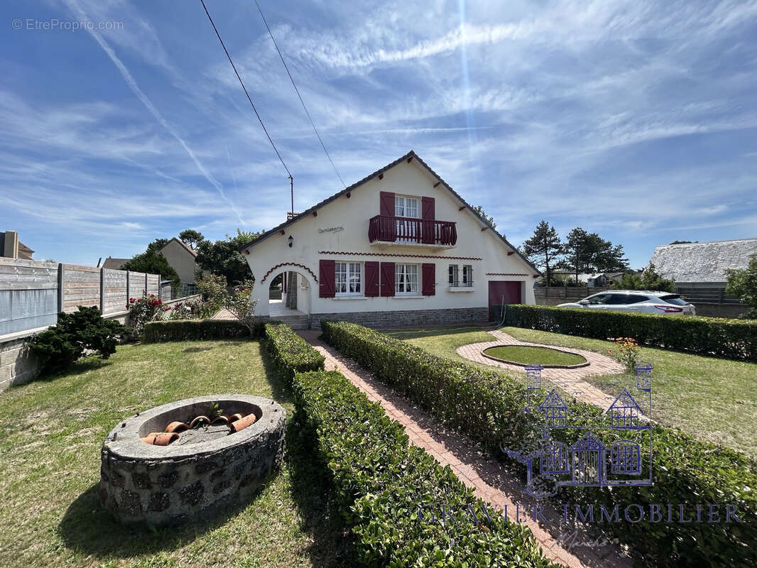 Maison à SAINT-GERMAIN-SUR-AY