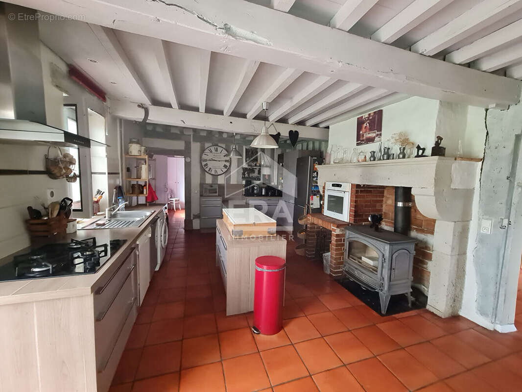 Maison à LUXEY