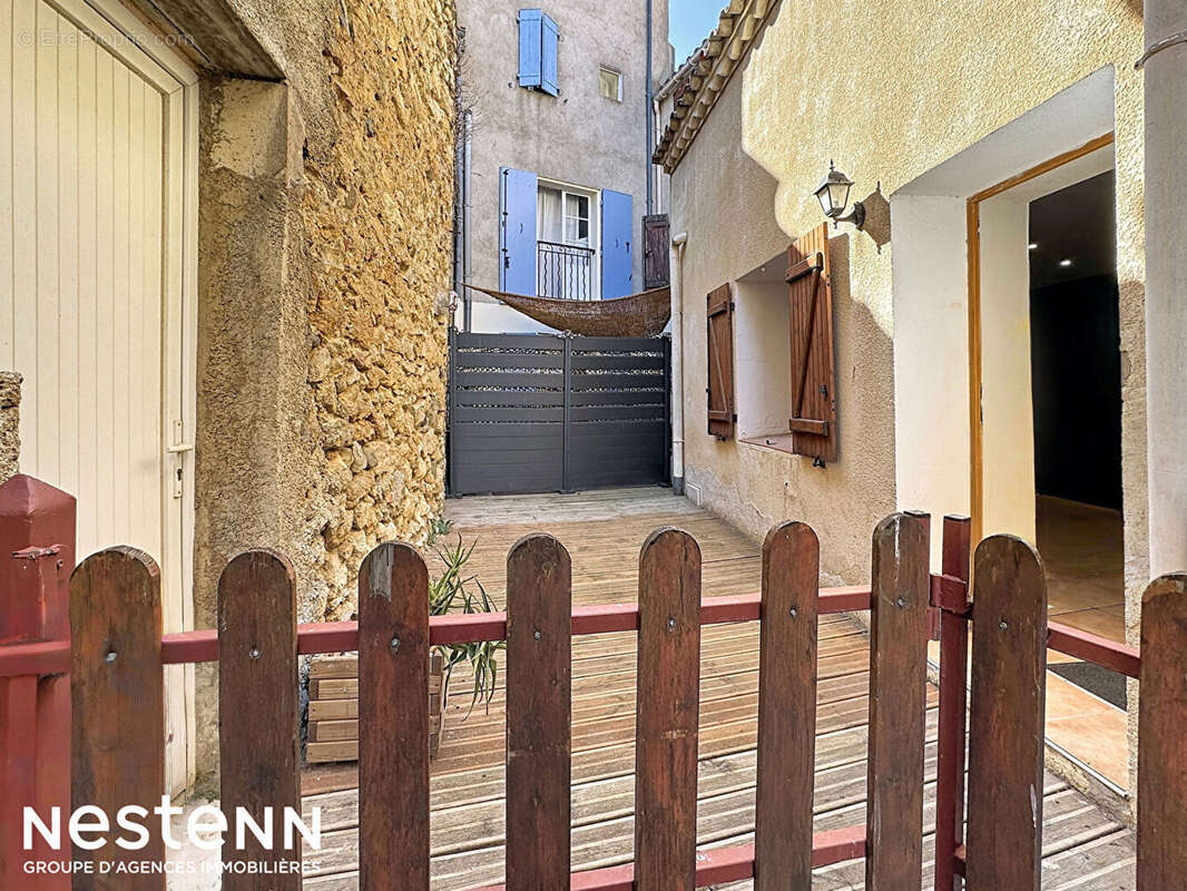Maison de village avec extérieur et garage Sallèles-d'Aude - photo 2