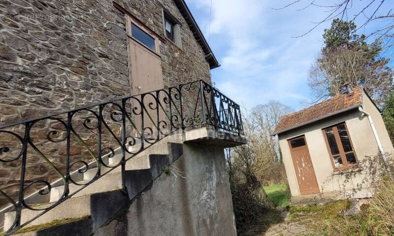 Maison à MOUHET