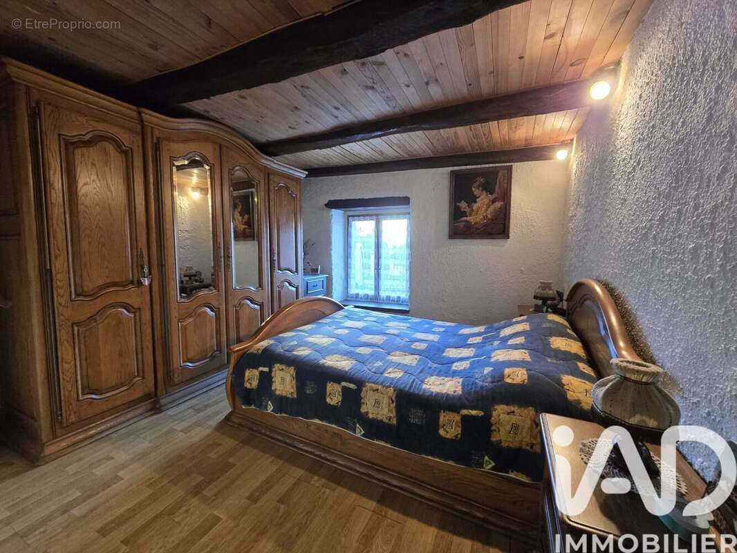 Photo 9 - Maison à ESSERTENNE-ET-CECEY