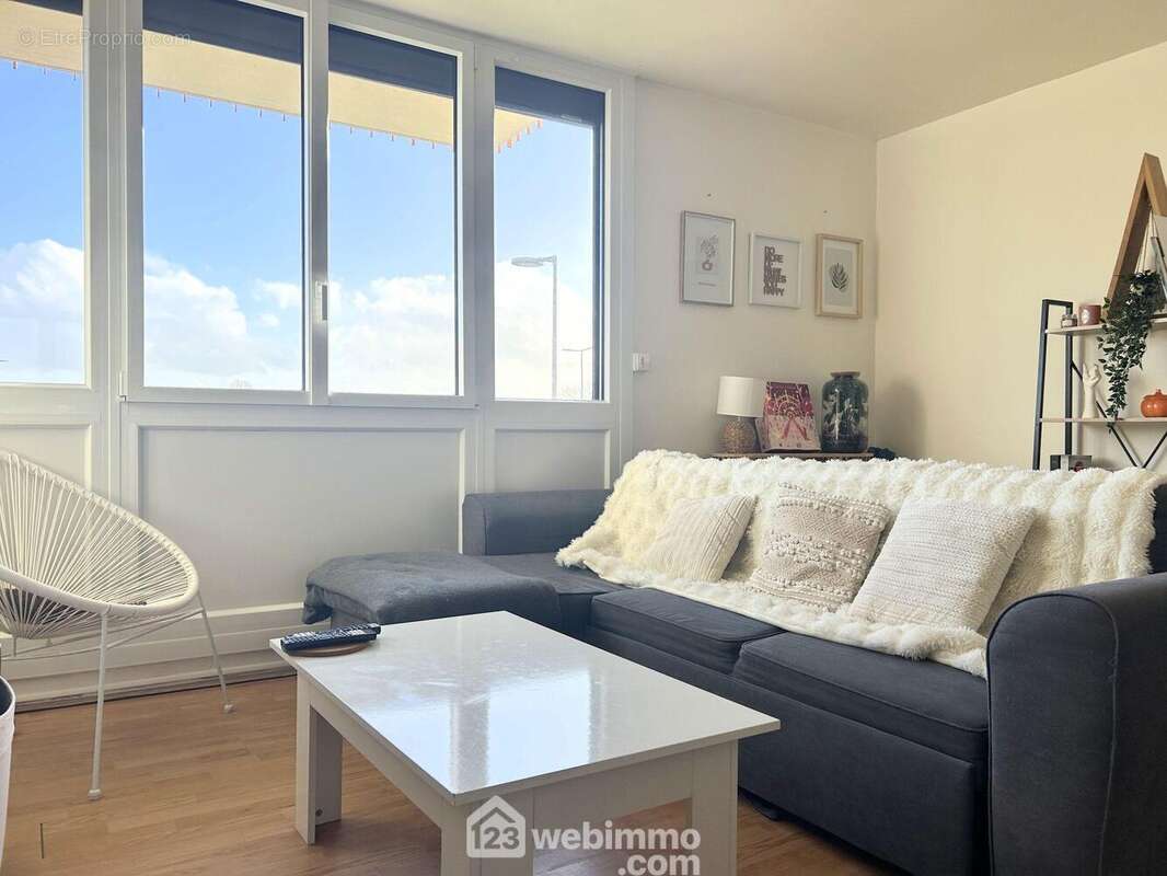 Appartement 67 m² à Lannion  - photo 133