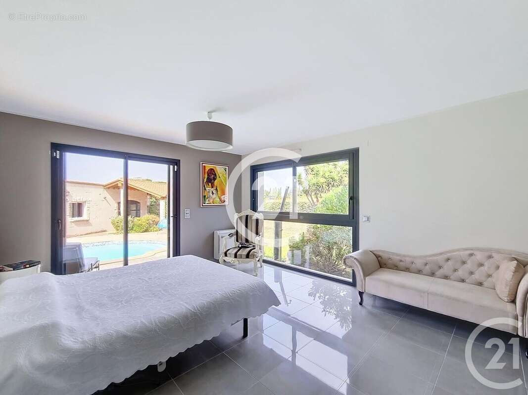 Maison à LATOUR-BAS-ELNE