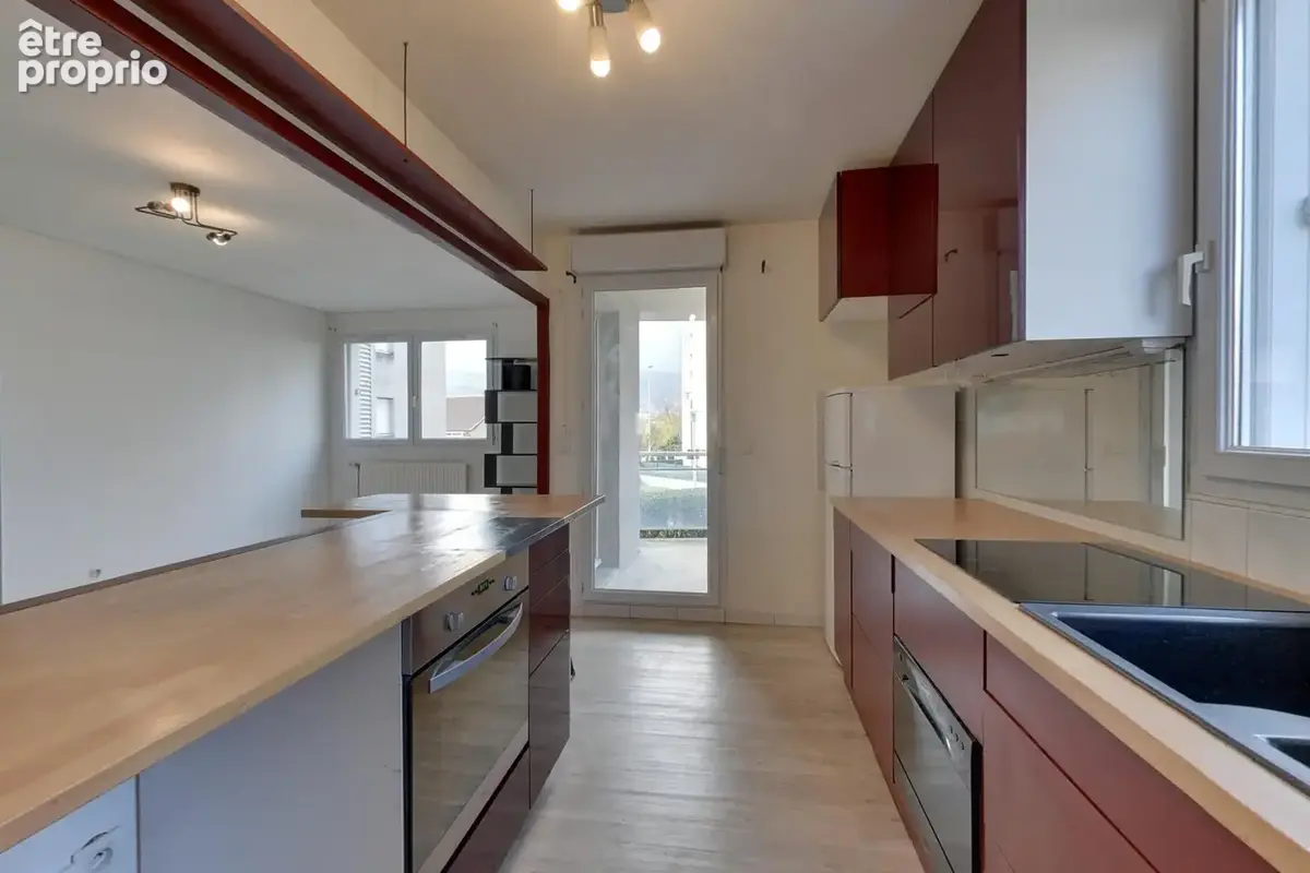 Vaste 2 pièces + cuisine de 50m2 echirolles rue paul héroult - photo 4