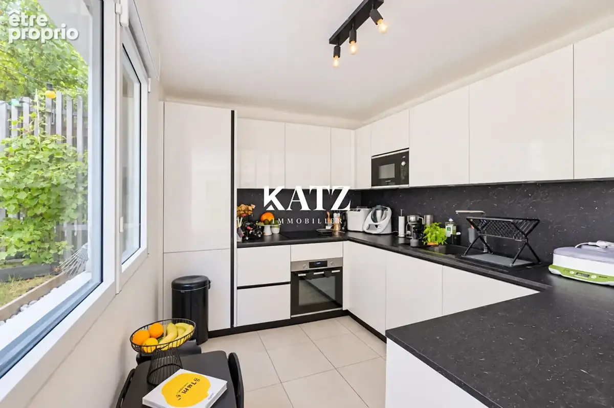 GARCHES - Appartement  5 pièces - photo 8