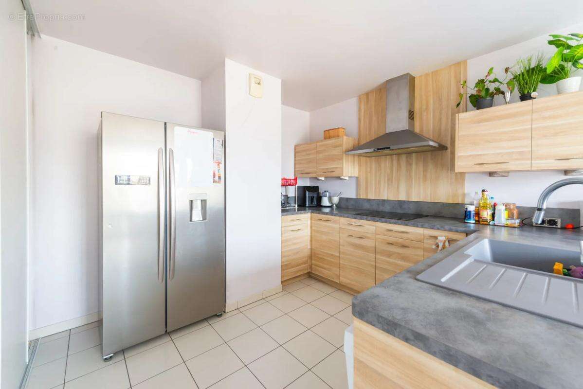 Appartement à CORBEIL-ESSONNES