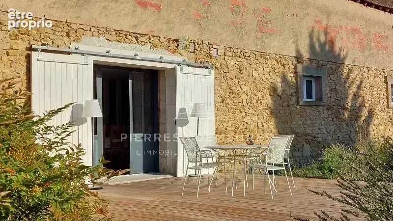 Deux habitations dans une longere berrichonne sur 1 hectare - photo 16