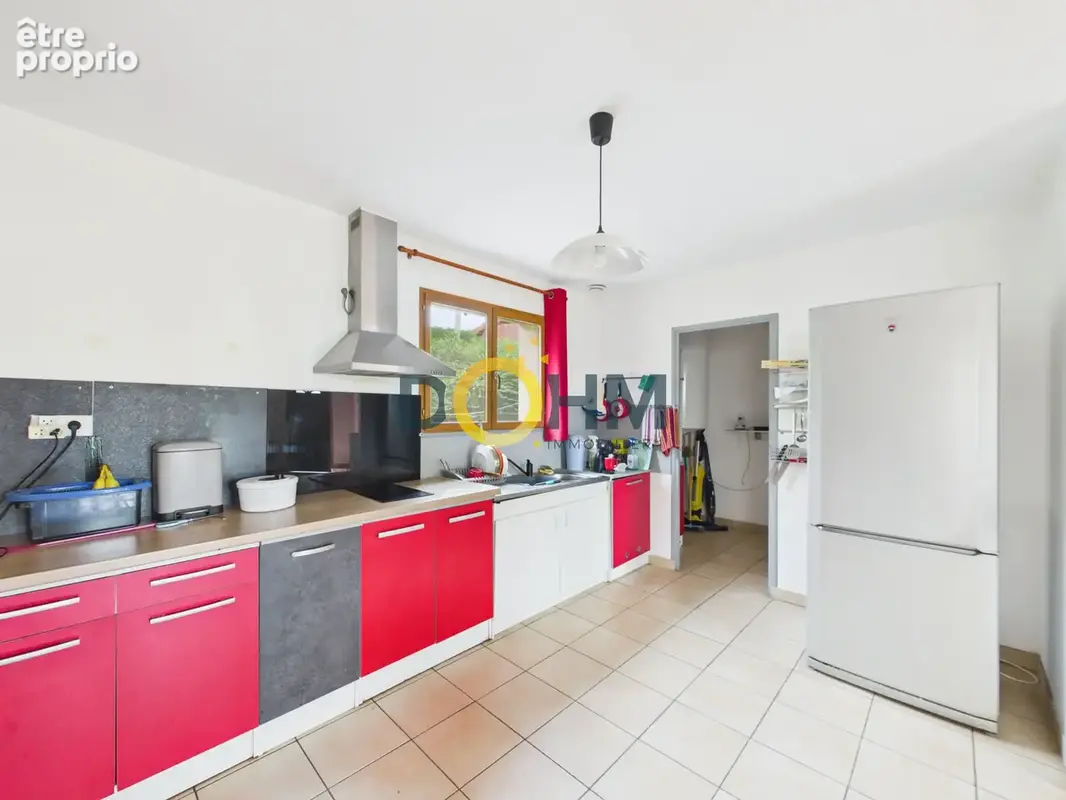Maison de plain-pied  avec terrain attenant . - photo 16