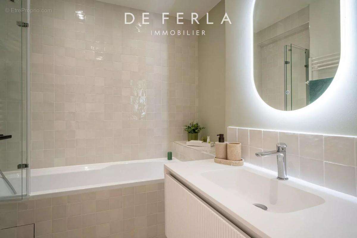 Appartement de reception 5 pièces - XVIème Paris - photo 5