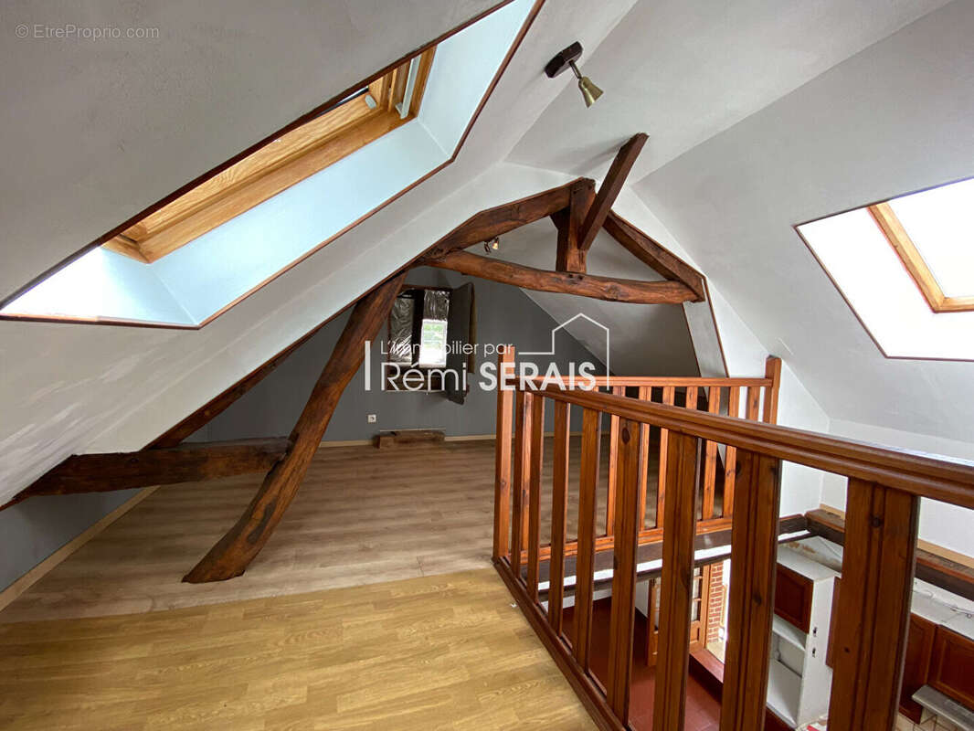 Maison à LE MENIL-DE-BRIOUZE