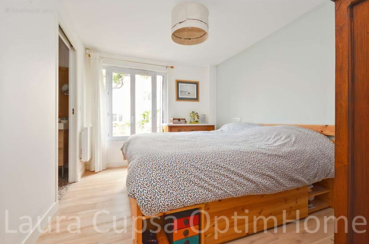 Bourg-la-reine - maison 5/6 pieces - 108 m² habitables - 112 m² utiles - 3 chambres - terrain 161 m² - transformations et extens - photo 12