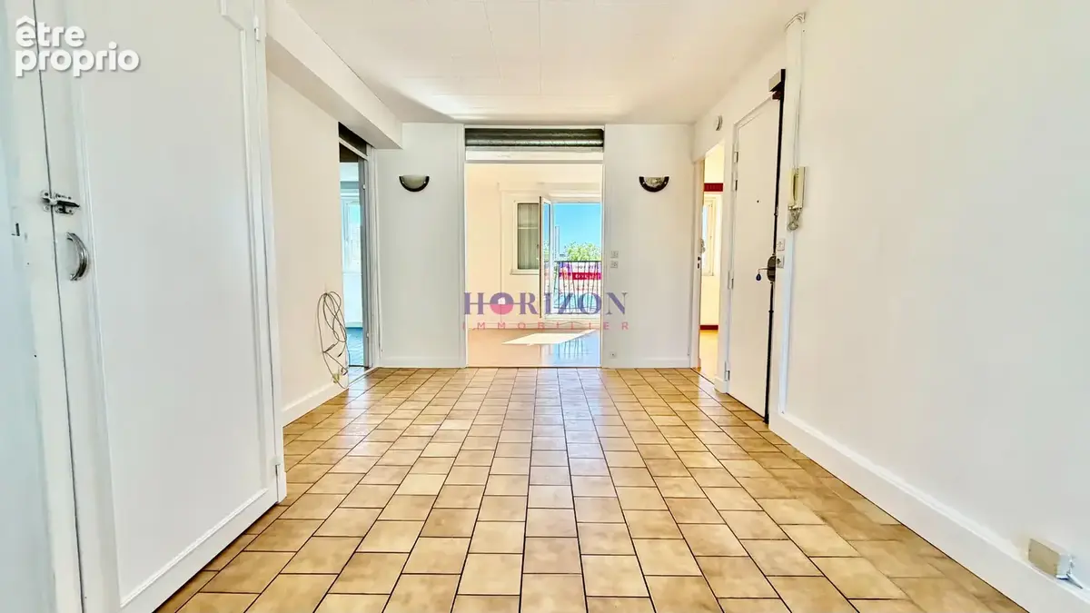 Photo Appartement à Nanterre au prix de 305 000€