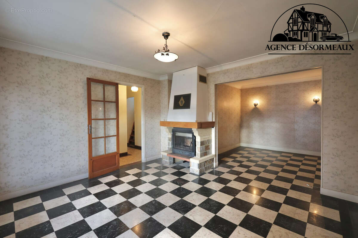 Maison à EZY-SUR-EURE