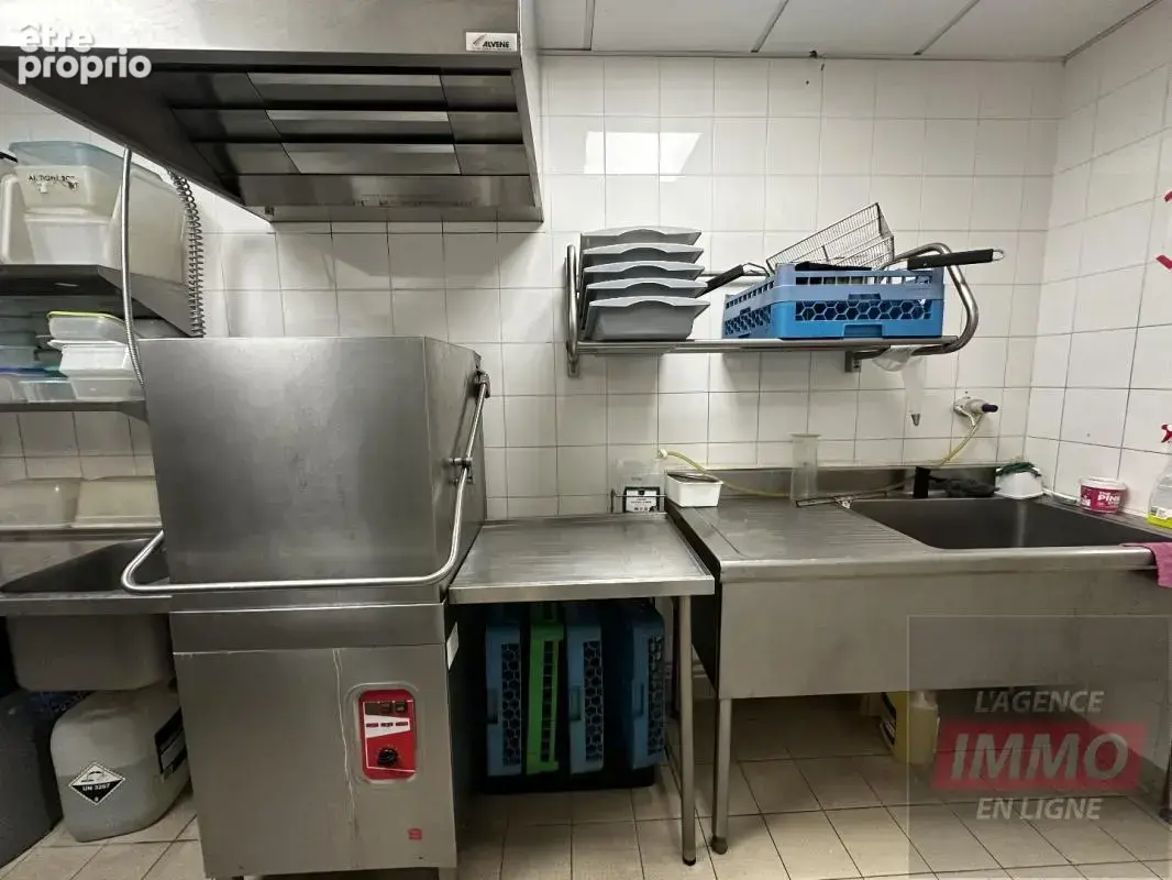 Commerce 310 m² à vendre à Cergy (95000) - photo 9
