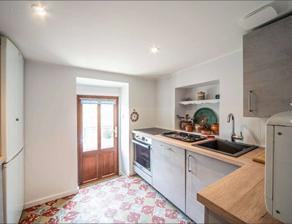 Maison à SAINT-MARTIN-SOUS-MONTAIGU