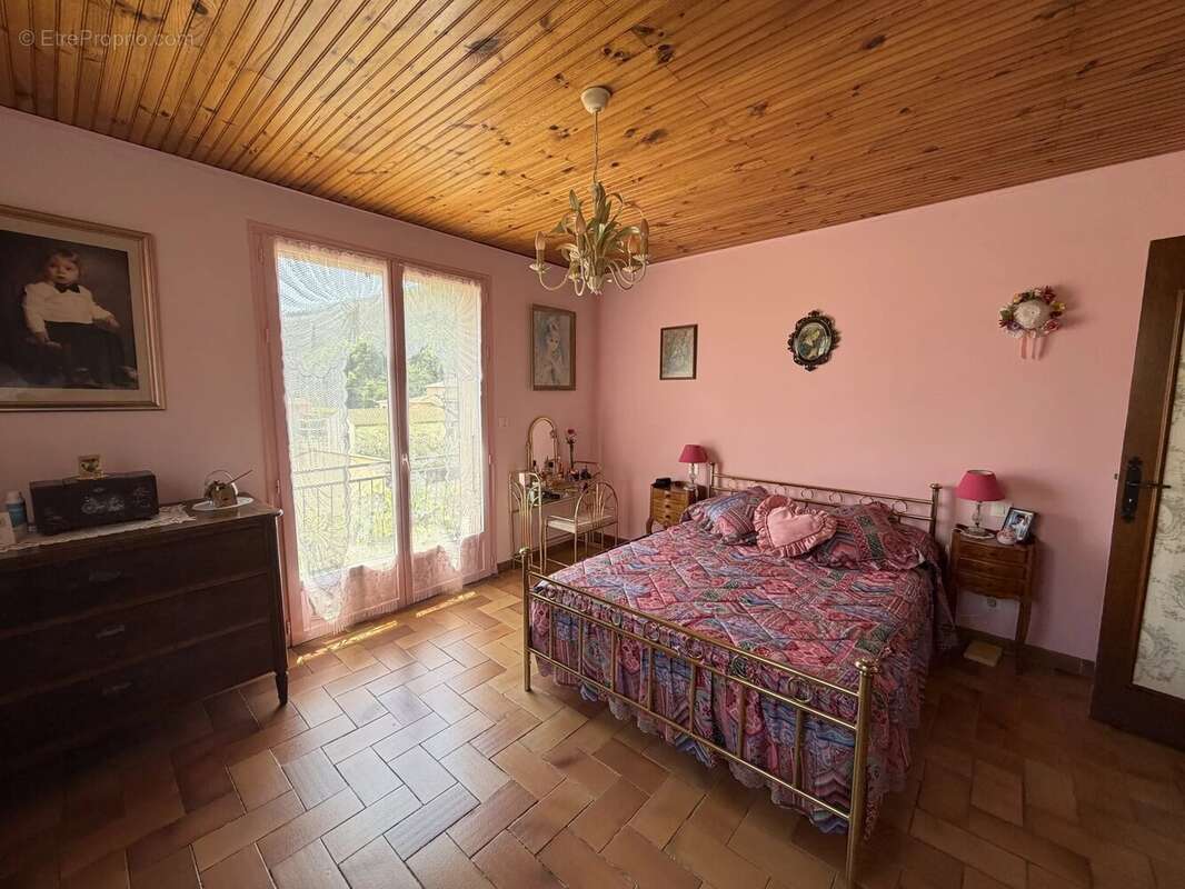 Maison à CONTES