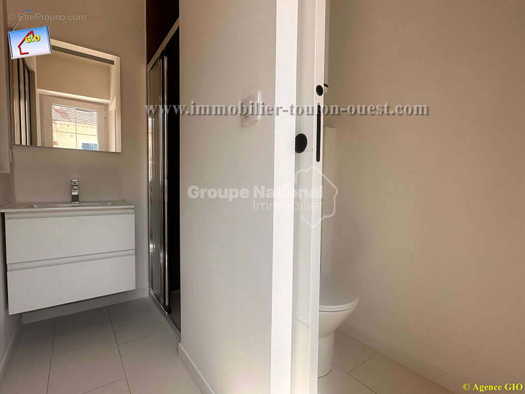 Valbourdin -  appartement t1 de 22 m² - terrasse  - parking prive - photo 4