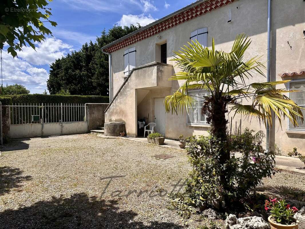 Appartement à MONTELIMAR