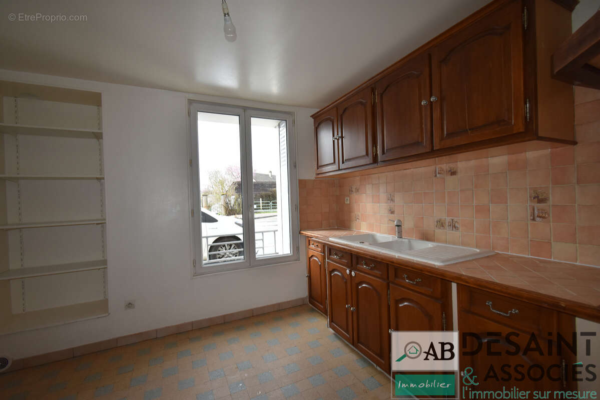 Appartement à MOUROUX