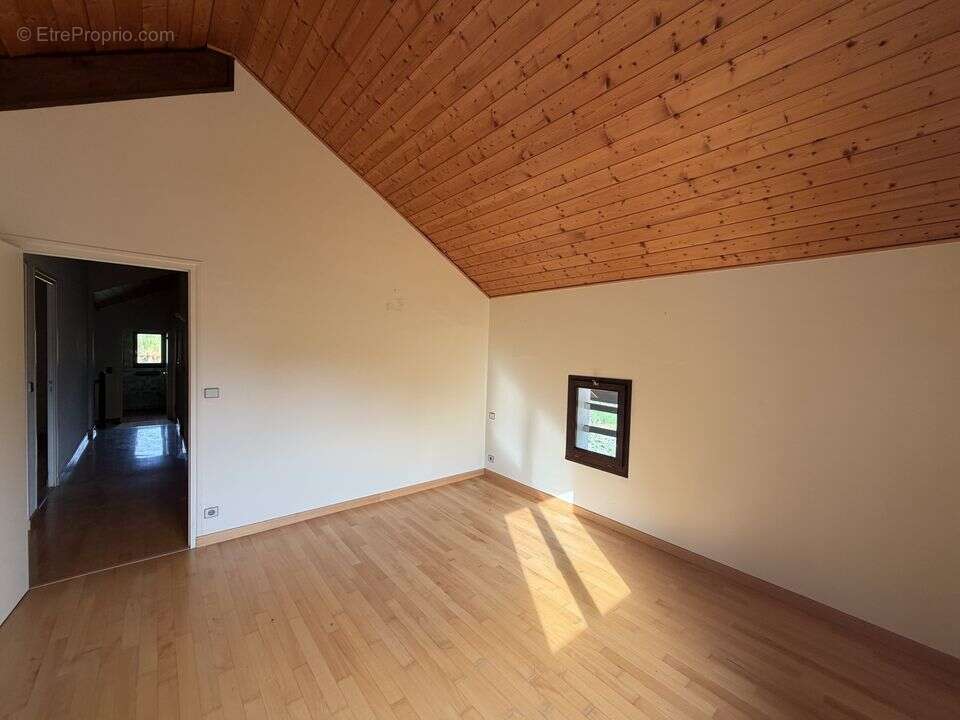 Maison à SAINT-BALDOPH