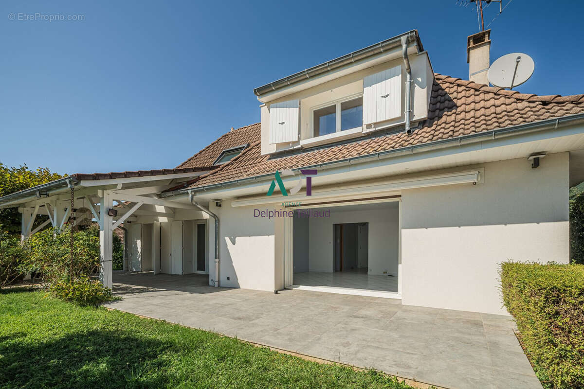 Maison à COUBLEVIE