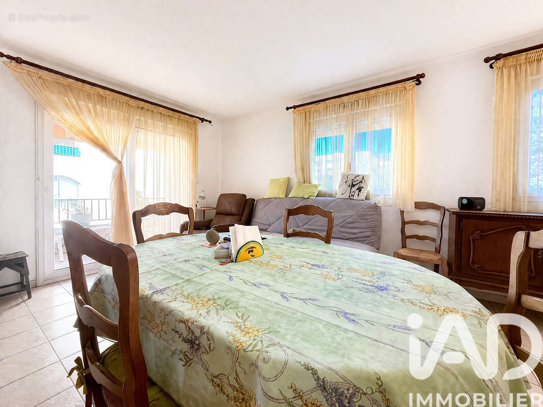 Photo 4 - Appartement à SIX-FOURS-LES-PLAGES