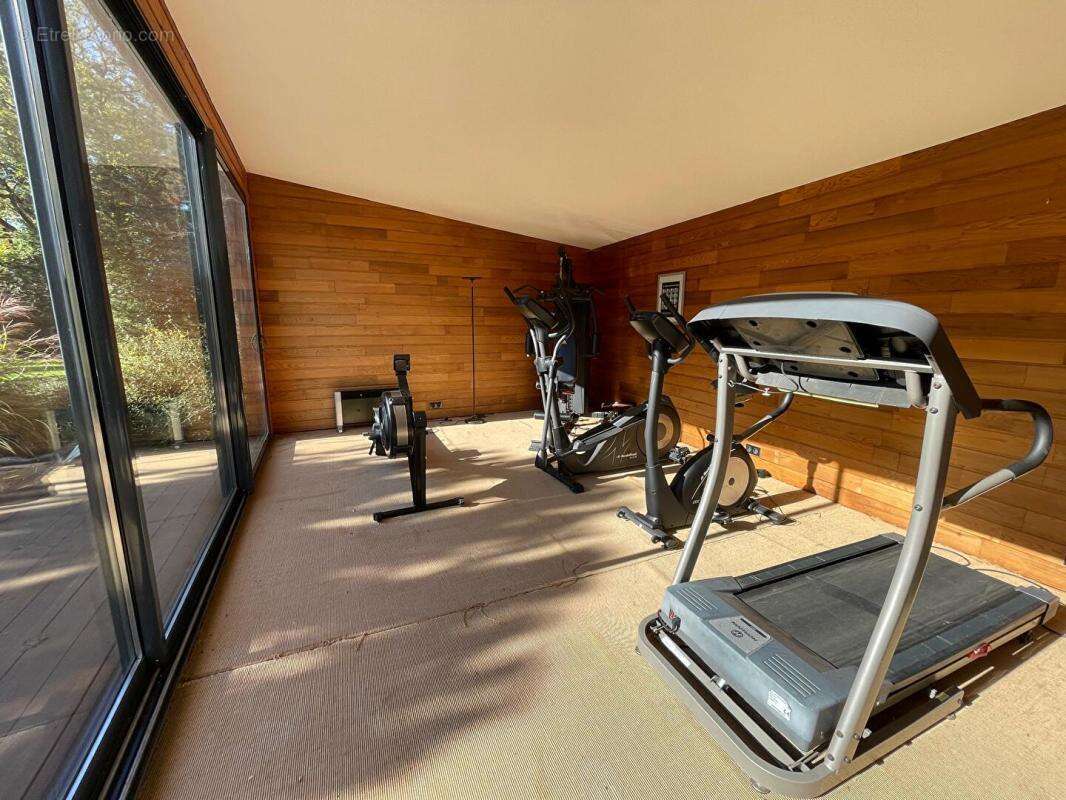 Manoir d'Exception à Sichamps - Charme, Élégance et Parc Arboré de 28 295 m² - photo 17