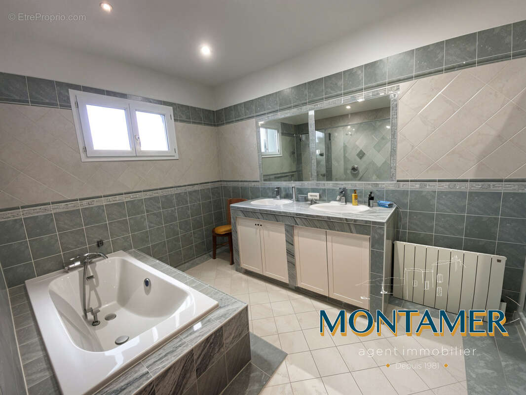 Maison à GIGNAC-LA-NERTHE