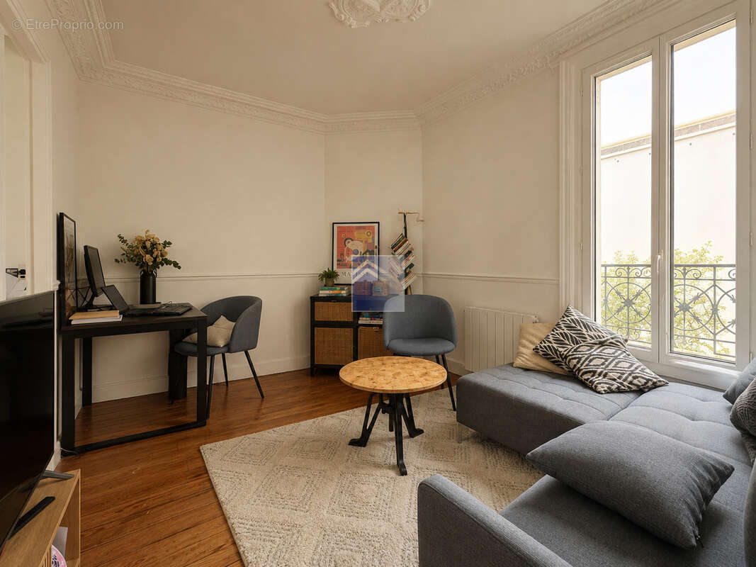 Appartement à COURBEVOIE
