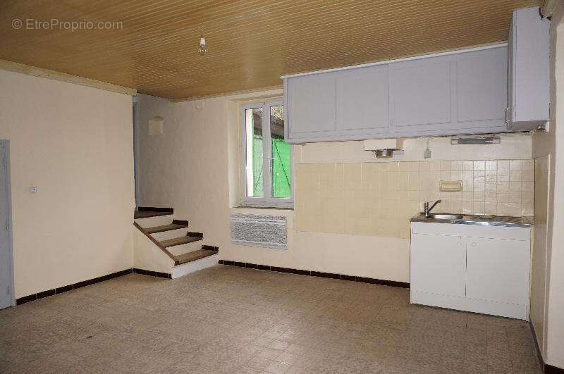 Maison à CHATEAUVERT