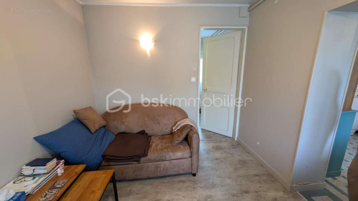 Maison à SAINT-GERMAIN-SOUS-DOUE