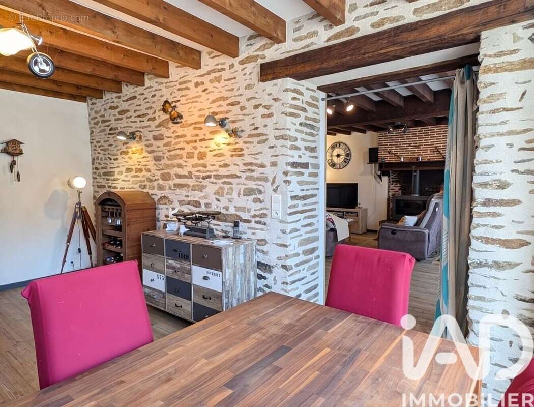 Maison 185 m² à Pouligny-Notre-Dame  - photo 7