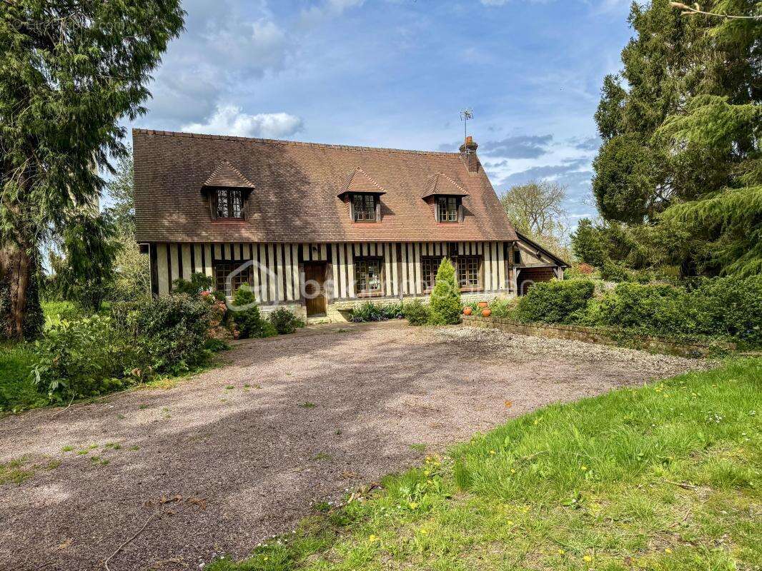 Maison à DOUVILLE-EN-AUGE