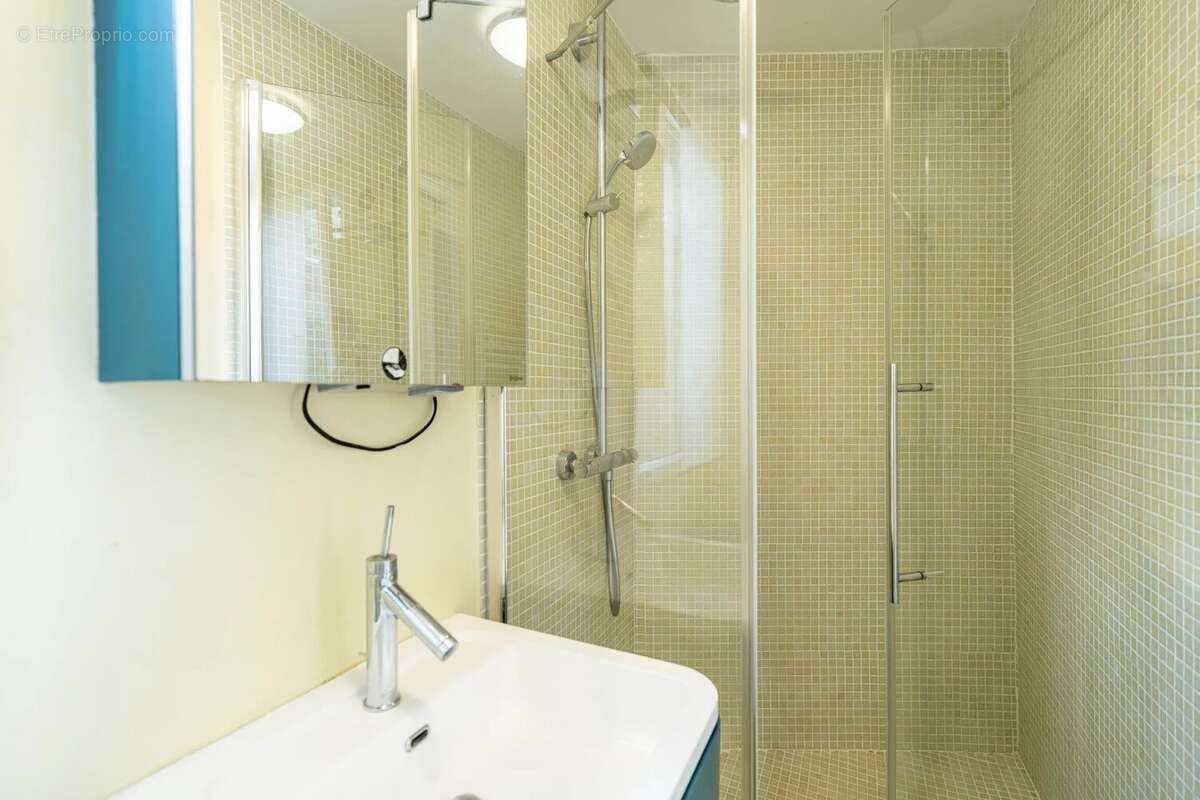 Cannes croix des gardes - maison de caractere – beaux volumes - photo 15