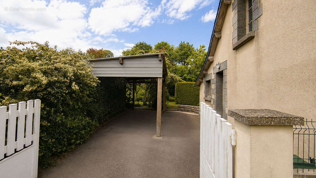 Maison à LIFFRE