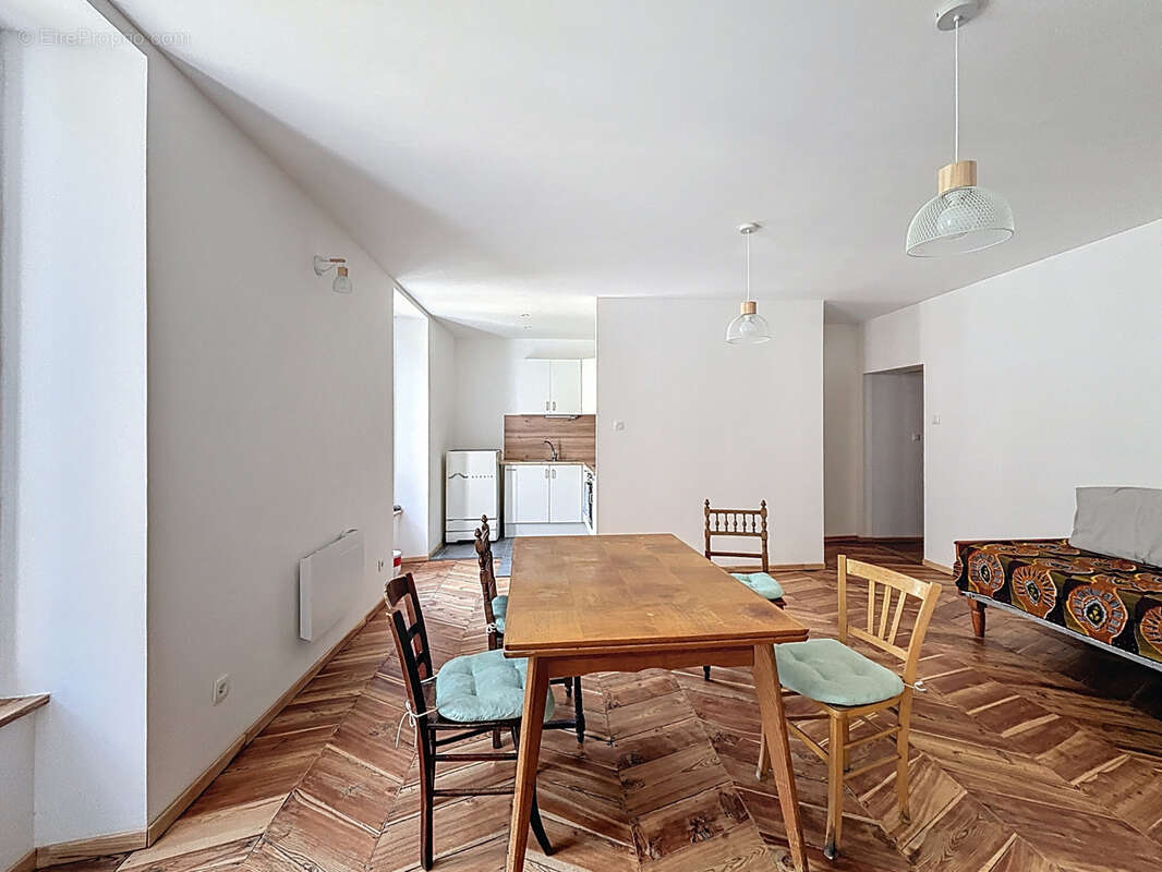 Appartement à LA CONDAMINE-CHATELARD