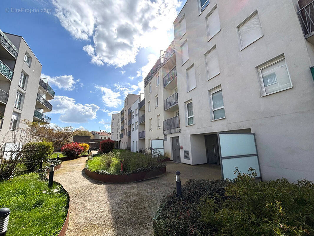 Appartement à JARVILLE-LA-MALGRANGE