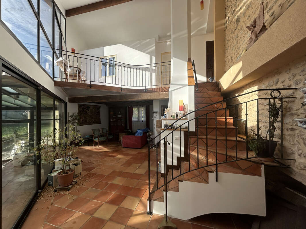 Maison à ABBEVILLE-LA-RIVIERE