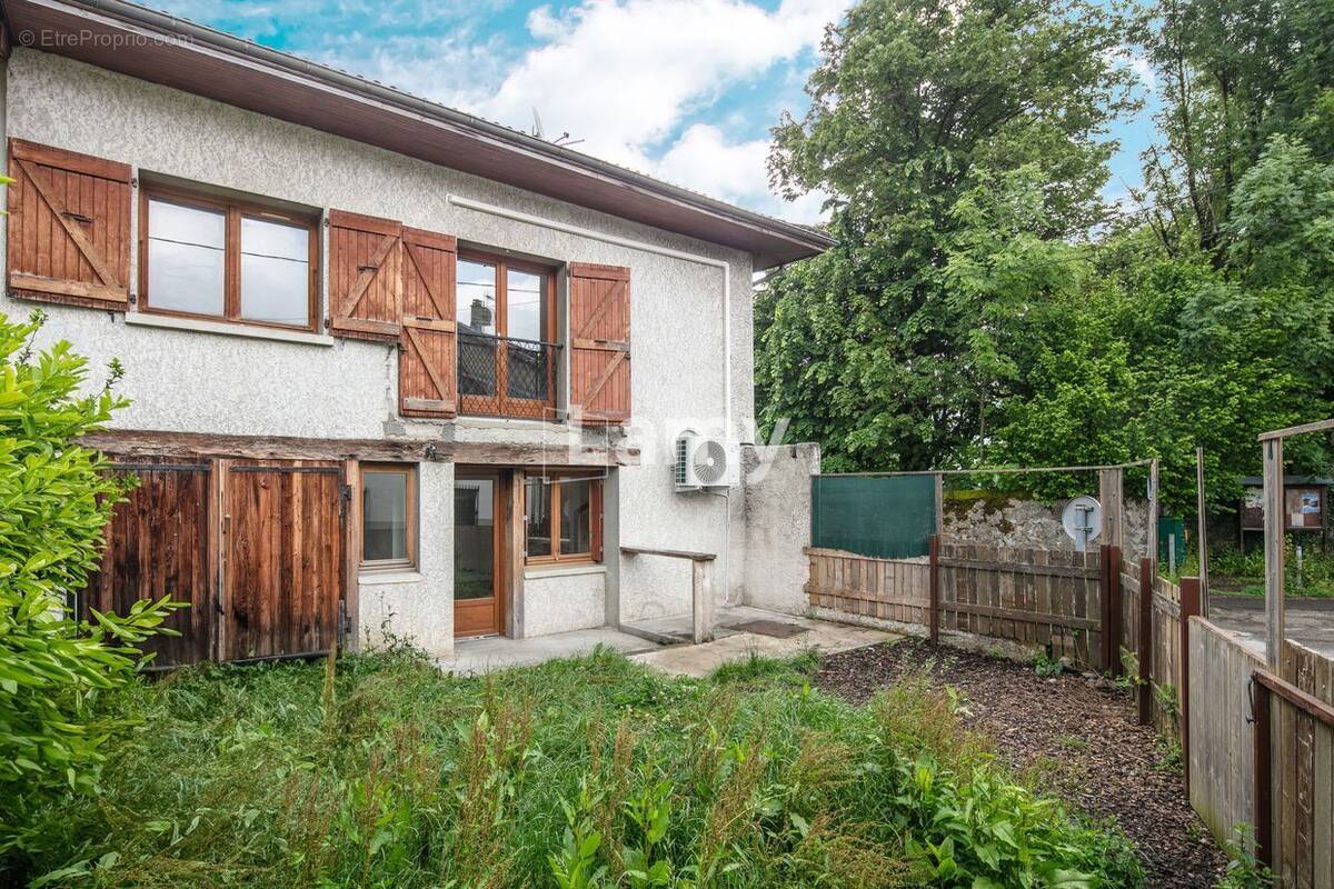 Maison à COUBLEVIE