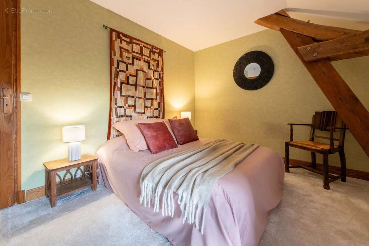 Maison à VAYRES-SUR-ESSONNE