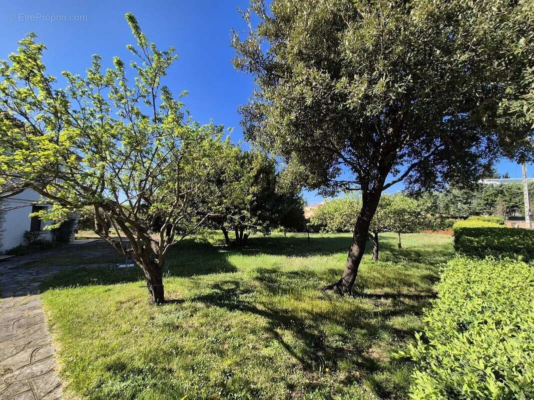 Maison à SAINT-PRIVAT-DES-VIEUX