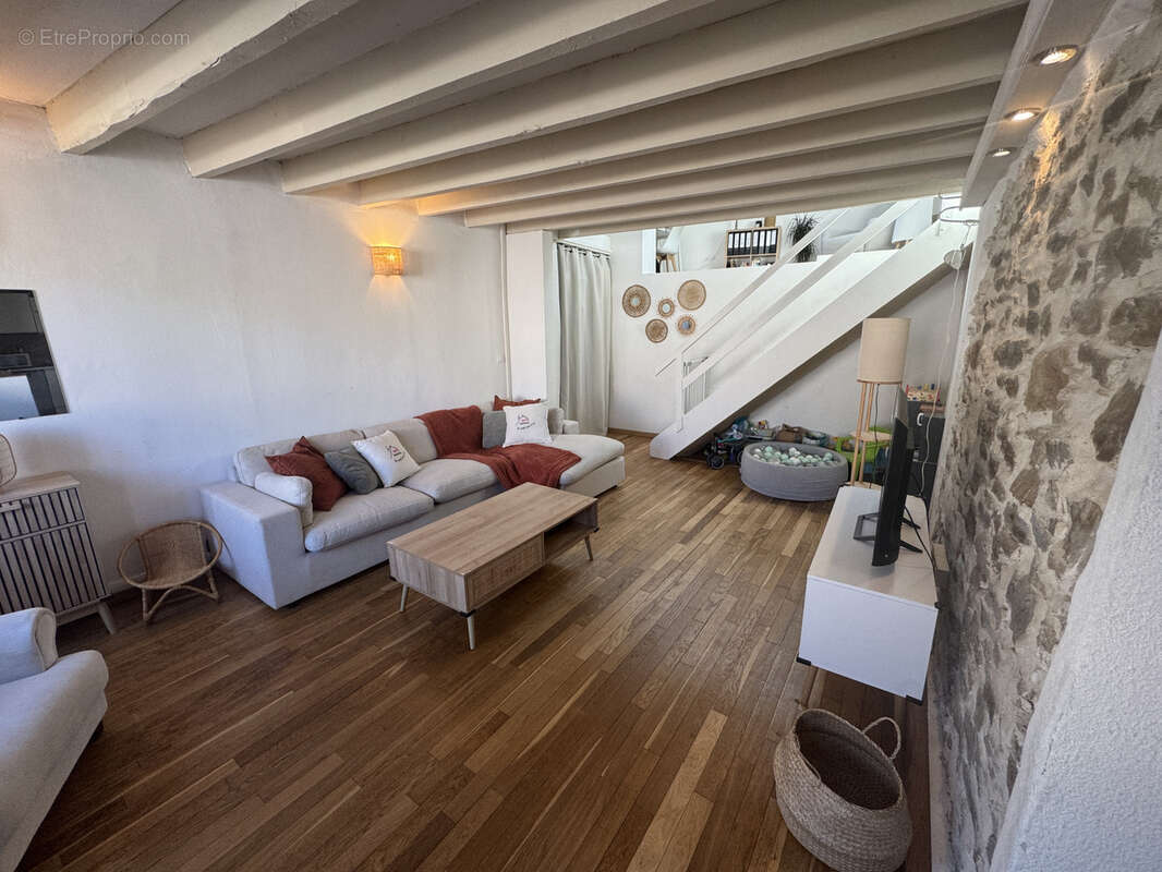 Maison à SAINT-ROMAIN-DE-JALIONAS