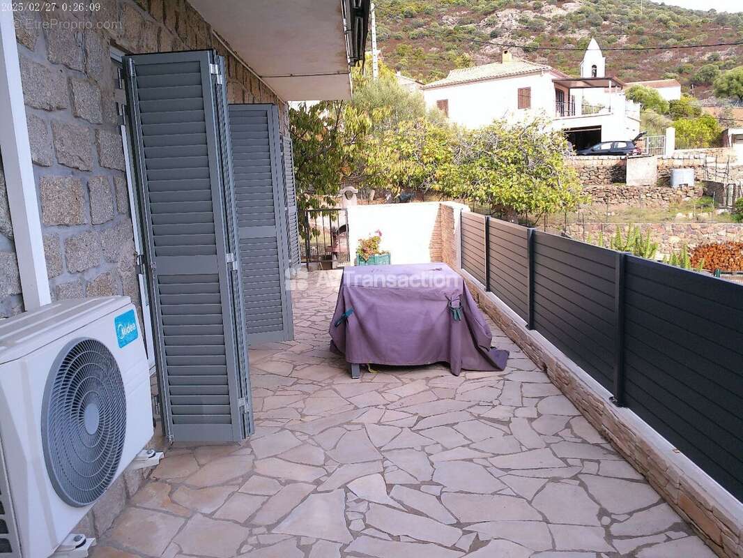 Maison à OSANI