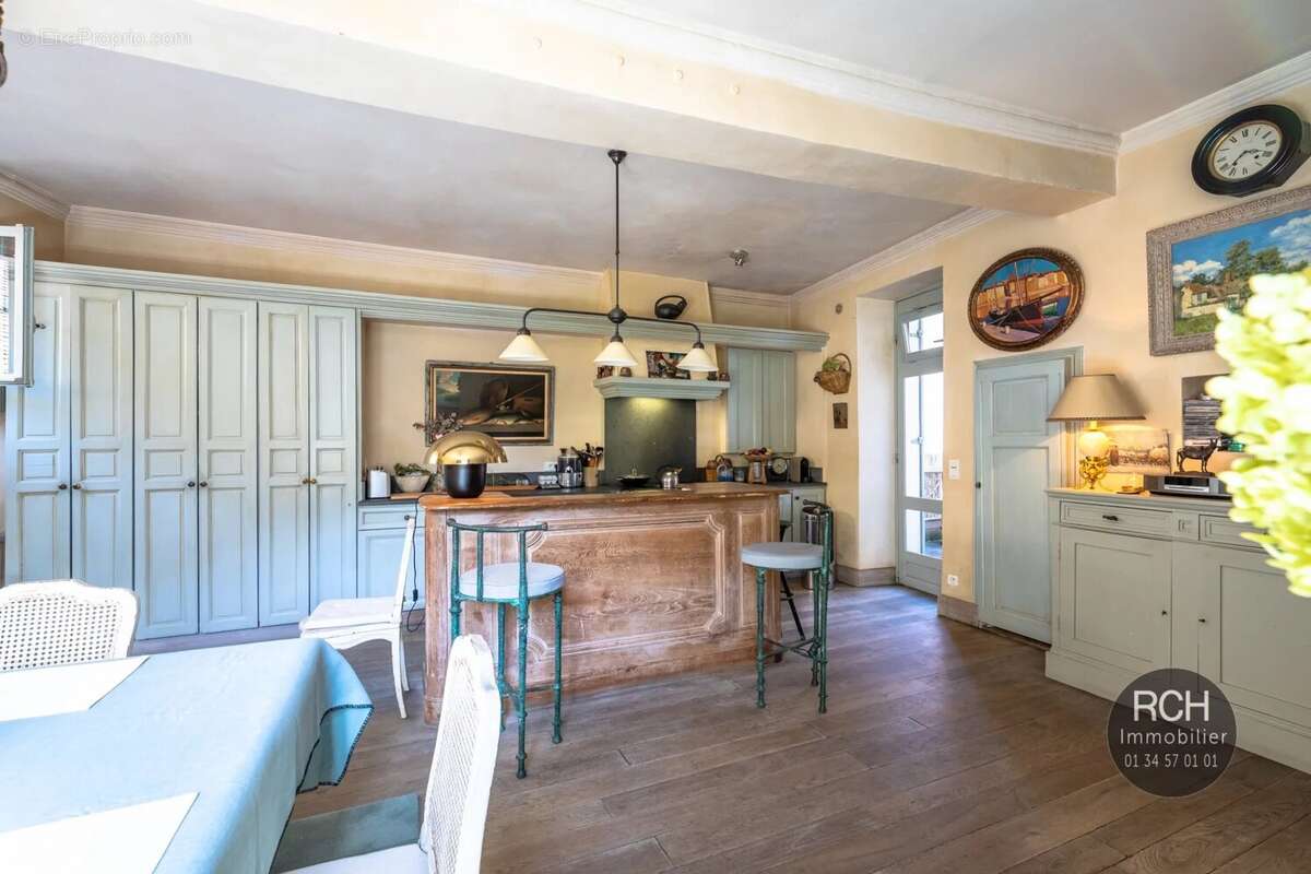 Maison à MONTFORT-L'AMAURY