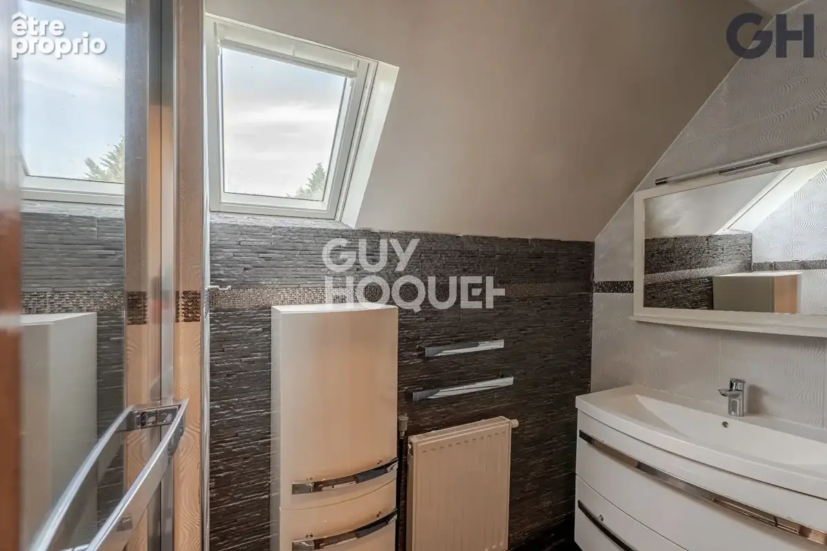 Maison familiale avec sous-sol de 6 pieces ( environ 196 m²) à saintry-sur-seine - photo 13
